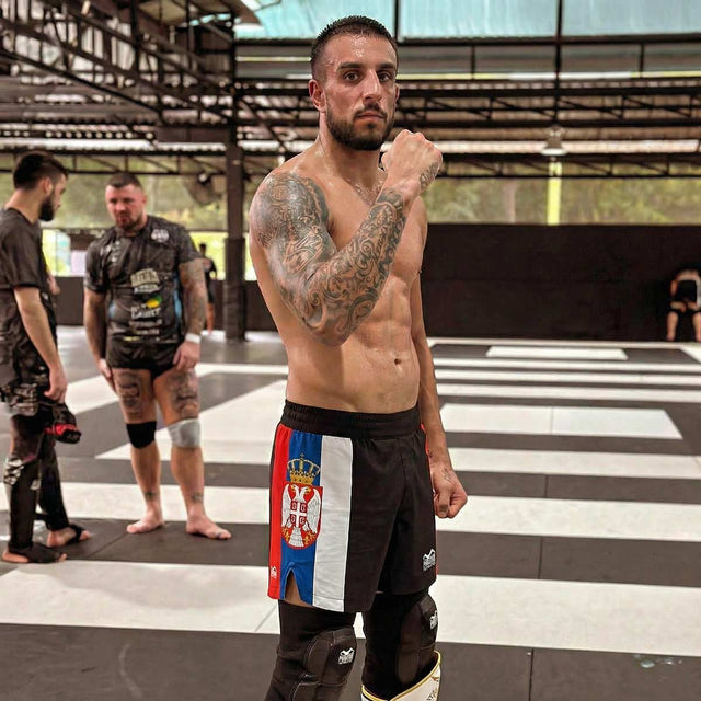 Phantom Athletics MMA-Shorts Fusion-R Team Serbia – Schwarz