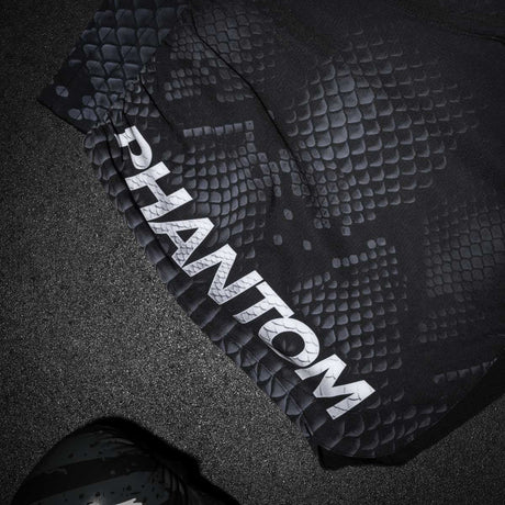 Phantom Athletics MMA-shorts Fusion - Black Mamba