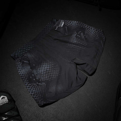Phantom Athletics MMA-shorts Fusion - Black Mamba