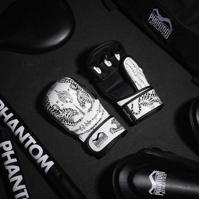 Phantom Athletics MMA sparringhandskar Muay Thai – Vit