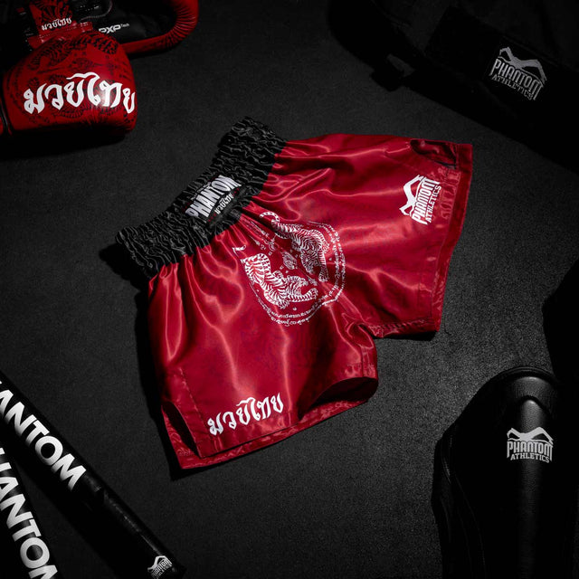 Pantaloncini Muay Thai Phantom Athletics Sak Yant – Rosso