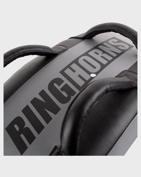 Paos Ringhorns Charger – Preto