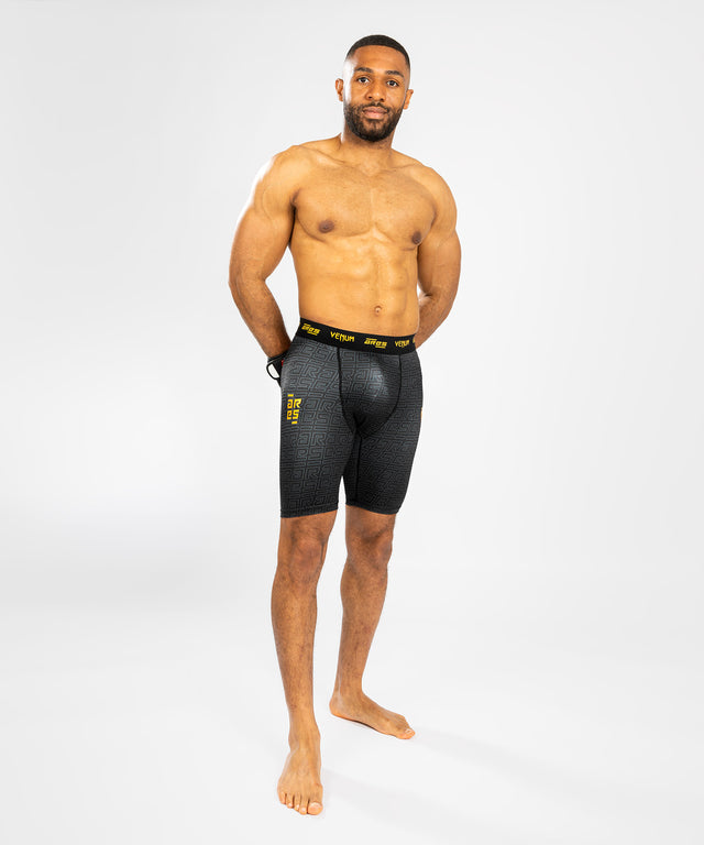 Shorts de Vale Tudo Venum x Ares – Noir/Or