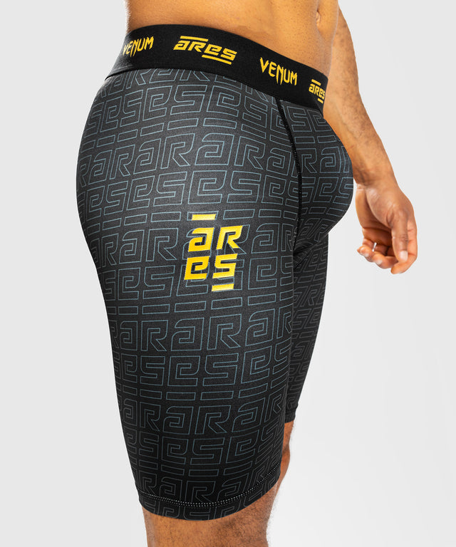 Shorts de Vale Tudo Venum x Ares – Noir/Or