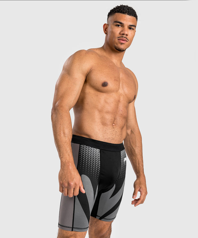 Pantaloncini a compressione Venum Attack – Nero/Grigio
