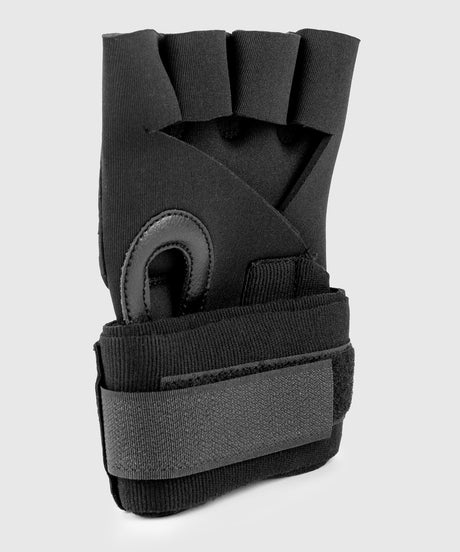 Luvas interiores Venum Kontact – Preto/Ouro