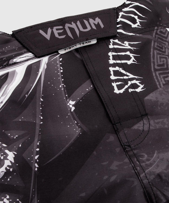 Spodenki MMA Venum Gladiator 3.0 – Czarny/Szary/Biały