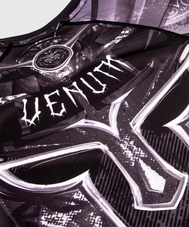 Rashguard Venum Gladiator 3.0 s krátkými rukávy – Černá/šedá/bílá