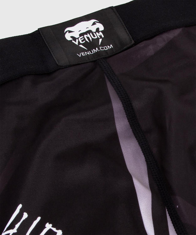 Pantaloni scurți de compresie Venum Gladiator 3.0 – Negru/Gri