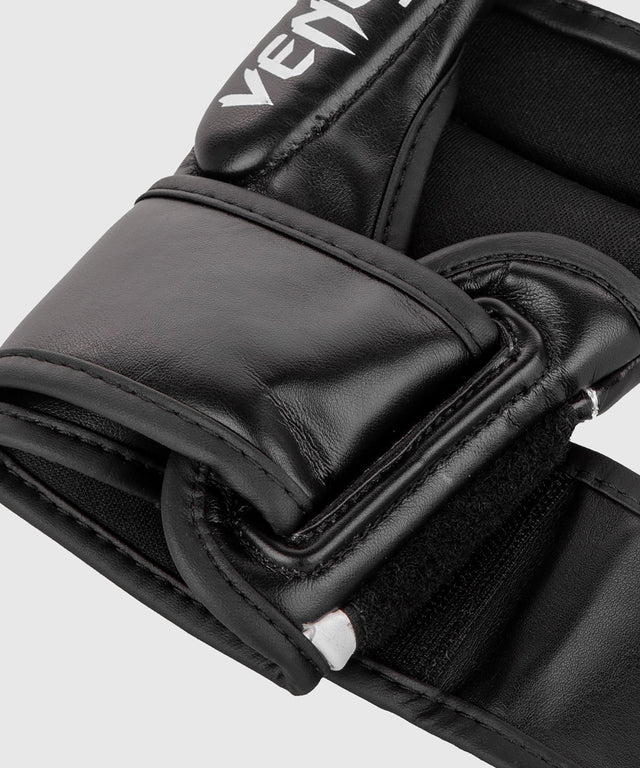 Guantes de MMA Venum Challenger Sparring 3.0 – Blanco/Negro