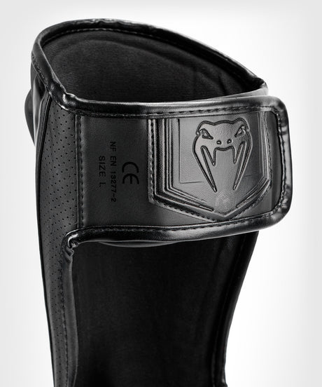 Venum Schienbeinschoner Kickboks Elite Evo – Schwarz/Schwarz