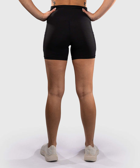 Pantaloncini da ciclismo da donna Venum Essential – Nero