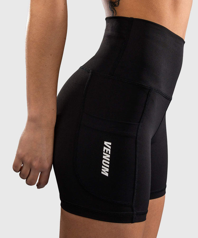 Shorts de compression femme Venum Essential – Noir