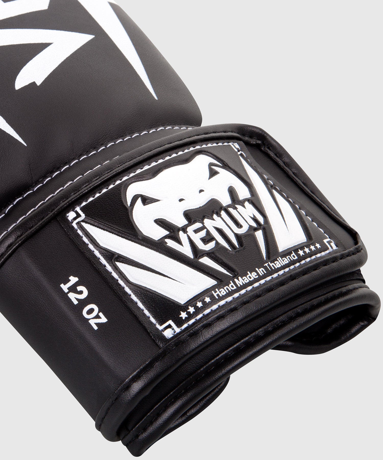 Venum Elite Boxningshandskar - Svart/Vit