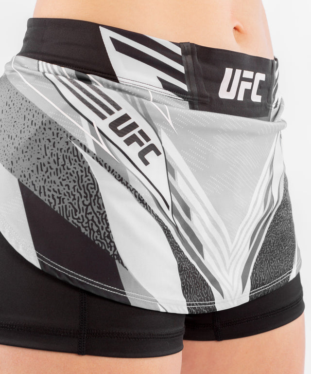 Calções de MMA Venum UFC Authentic Fight Night – Branco