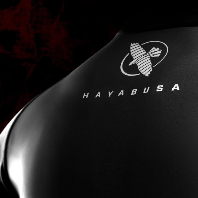 Rashguard de BJJ Hayabusa x UFC Mangas Curtas – Preto/Vermelho
