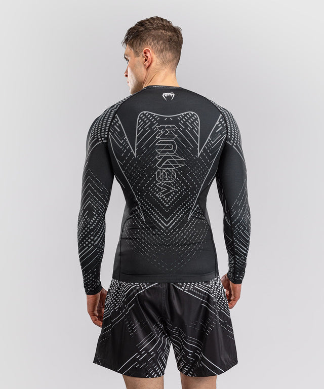 Rashguard Venum Midnight Fury Manga Larga – Negro/Gris/Plata