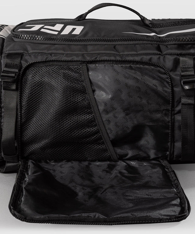 Bolsa de deporte Venum UFC Unity – Negro/Blanco
