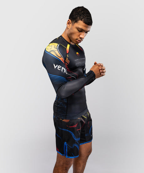 Venum Rashguard TEKKEN 8 Yoshimitsu – Černý/Oranžový – foto 2