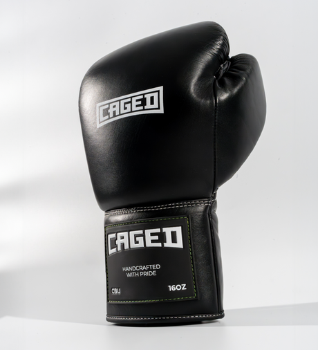 Mănuși de box Caged X Series cu șireturi – Negru/Alb – Mănuși de box