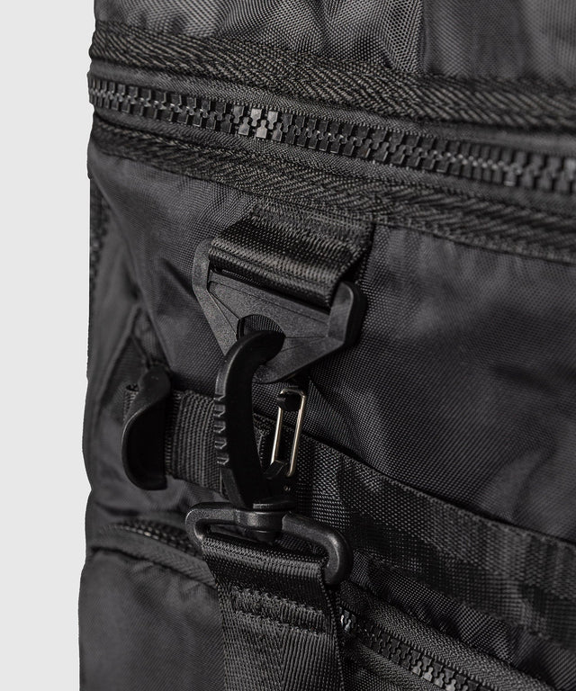 Bolsa de deporte Venum UFC Unity – Negro/Blanco