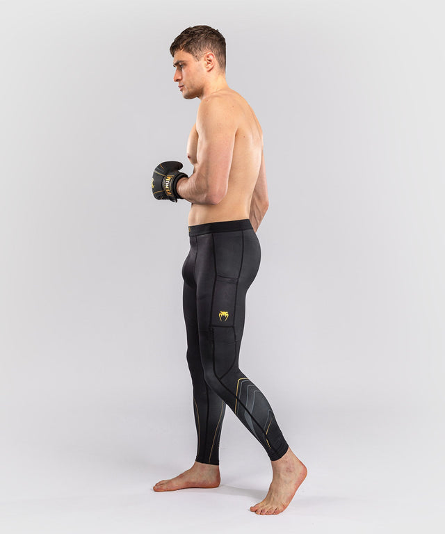 Pantaloncini a compressione Venum Streamline – Nero/Oro