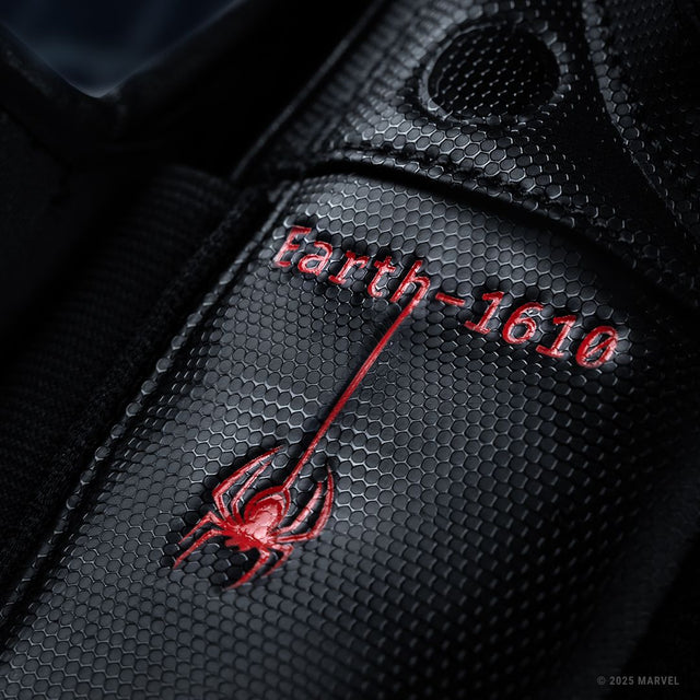 Mănuși de box Hayabusa x Marvel Miles Morales – Negru/Roșu