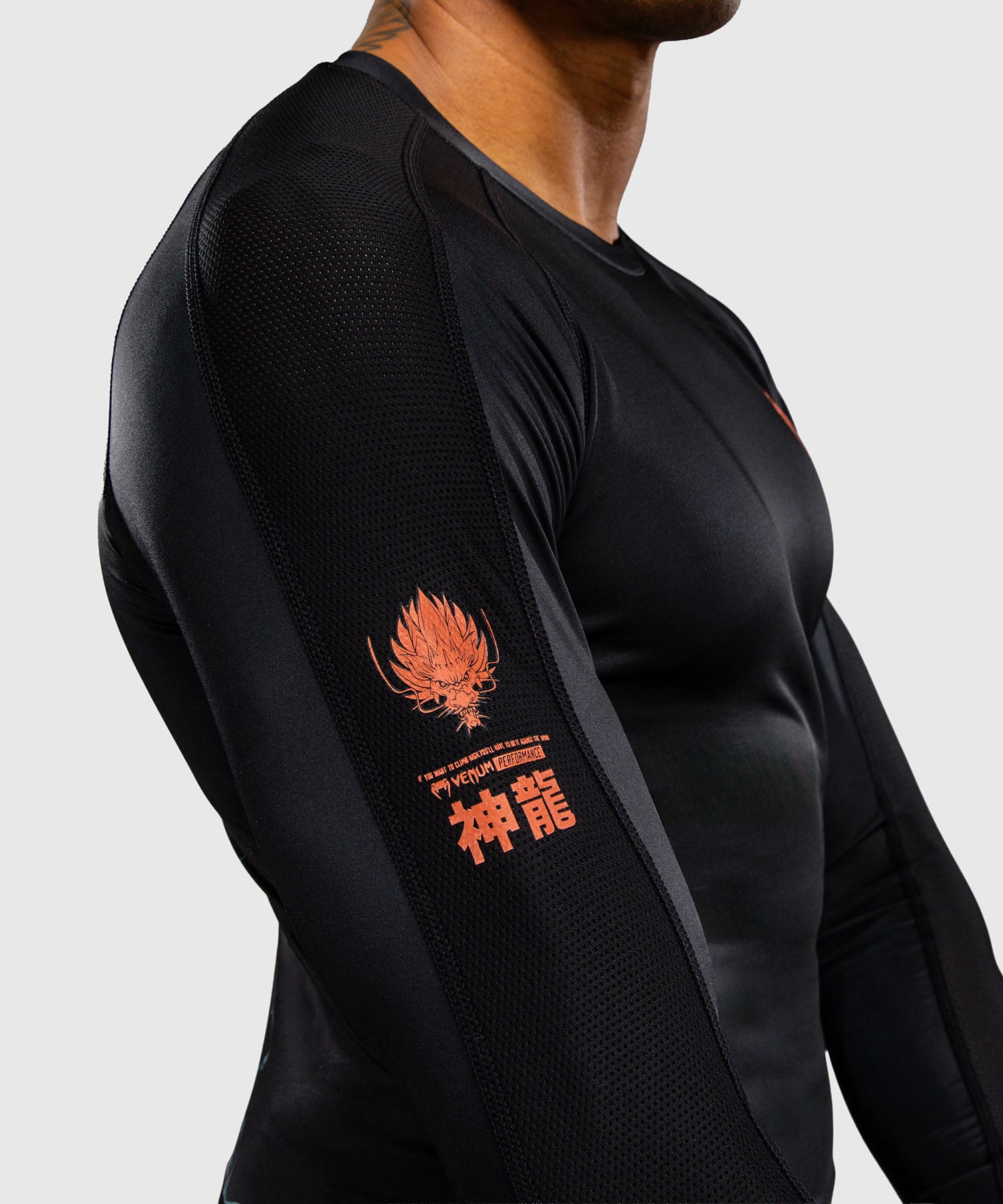 Rashguard Venum Thunder Dragon manches longues – Noir/Gris/Cuivre