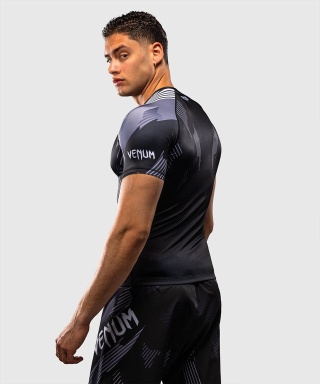 Rashguard Venum No-Gi 6.0 Maniche Corte – Nero/Bianco