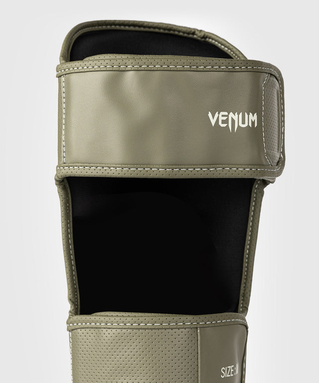 Venum Schienbeinschoner Impact Evo Scales – Armeerot