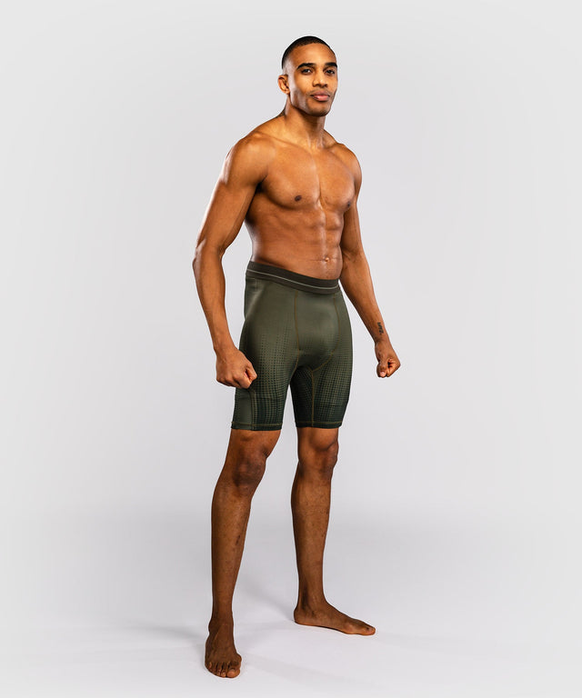 Venum MMA-Shorts Stealth – Khaki/Dunkelgrün