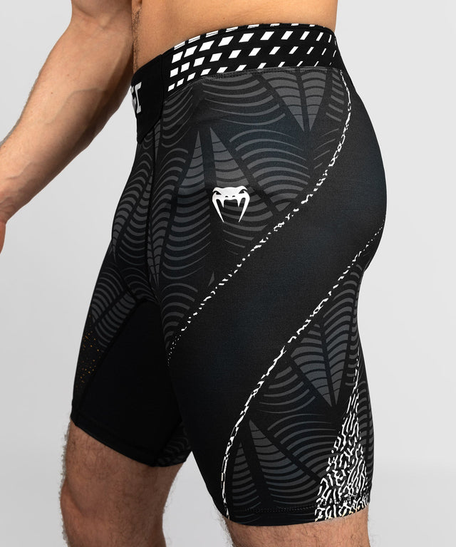 Pantaloni scurți MMA Venum UFC Zenith – Negru