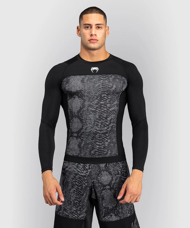 Rashguard Venum G-Fit Scales Manga Larga – Negro/Gris