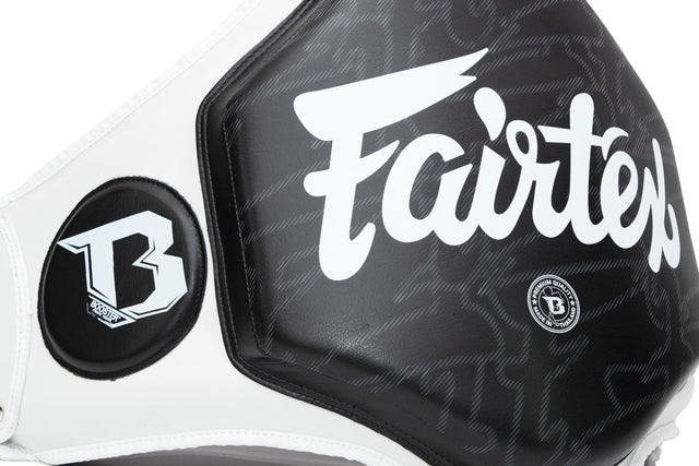 Fairtex Mavebeskytter FXB - Hvid/Sort