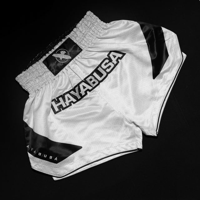Shorts de Muay Thai Hayabusa Core – Blanc
