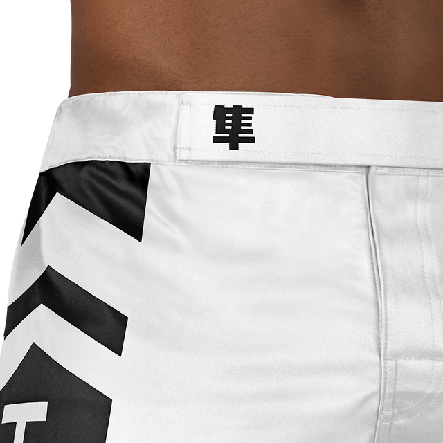 Pantaloni scurți MMA Hayabusa Icon Lang – Alb/Negru