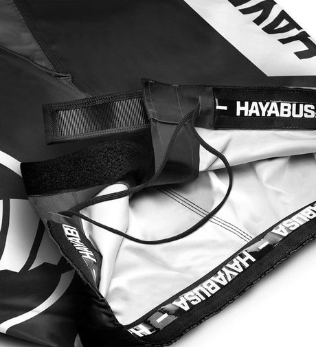 Hayabusa MMA-Shorts Icon – Schwarz/Weiß
