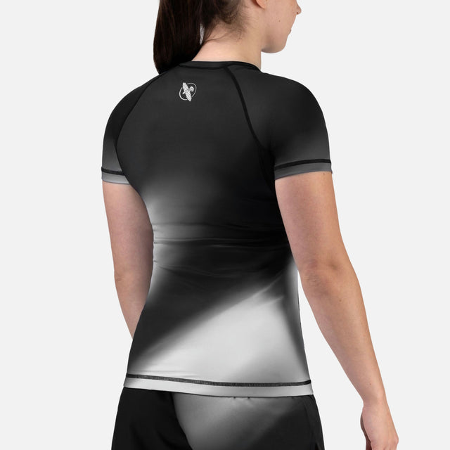 Rashguard Hayabusa Apex Nova Courtes Manches Femme – Gris