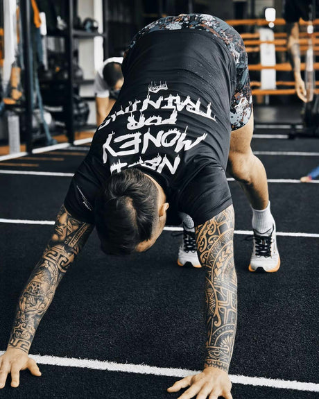 Phantom Athletics Trainingsshirt EVO Need Money For Training – Schwarz