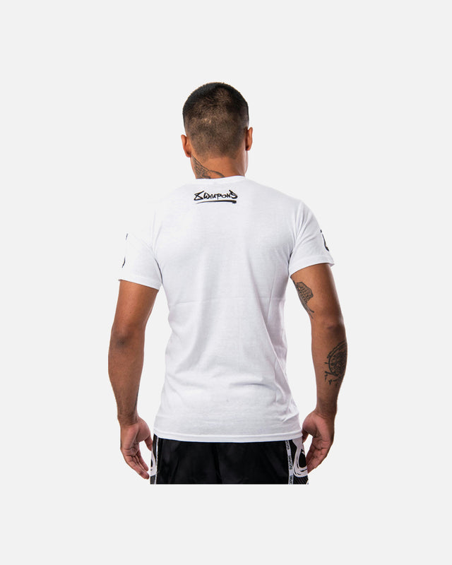 8 WEAPONS T-shirt Sak Yant Tigers – Hvid