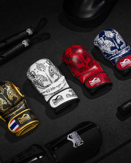Luvas de MMA Phantom Athletics Sparring Muay Thai – Preto/Ouro