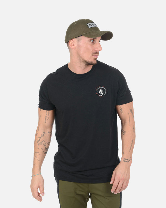 Camiseta Phantom Athletics Never Back Down – Negro