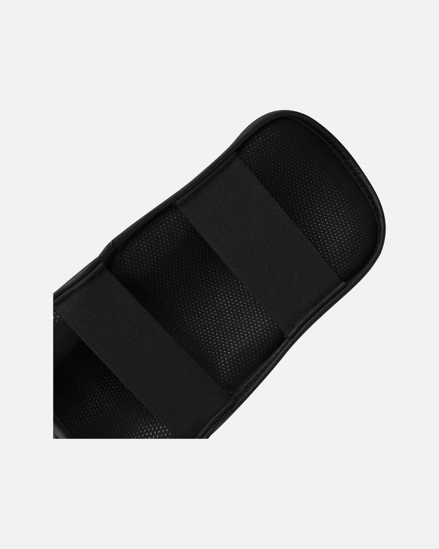 Caneleiras Adidas Speed Thai Shin-n-Step – Preto/Branco