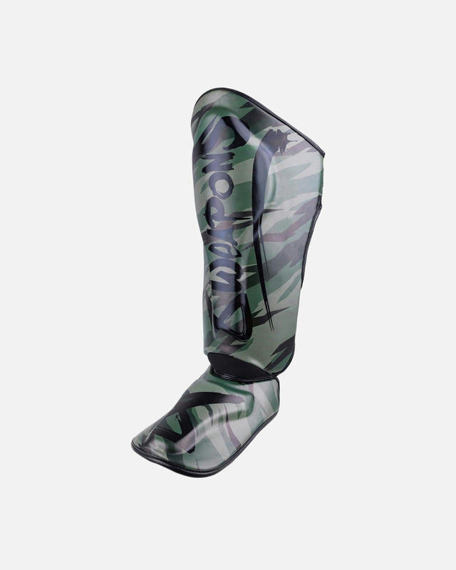 8 WEAPONS Skinnebensbeskyttere Unlimited 2.0 - Woodland Camo