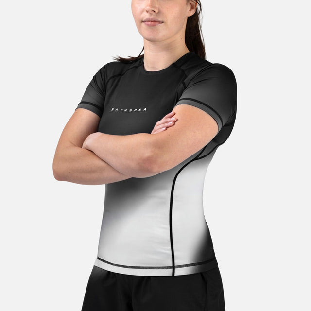 Rashguard Hayabusa Apex Nova Courtes Manches Femme – Gris