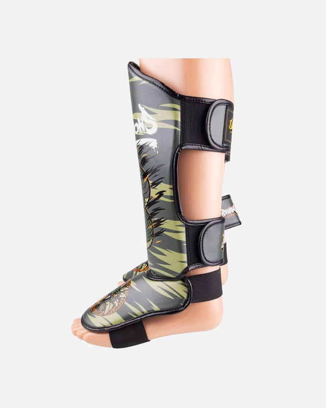 Ochraniacze na piszczele 8 WEAPONS Beastial Viper – Khaki