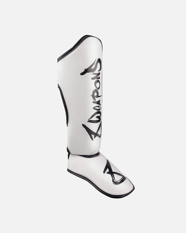 8 WEAPONS Shin guards Unlimited 2.0 – White/Black