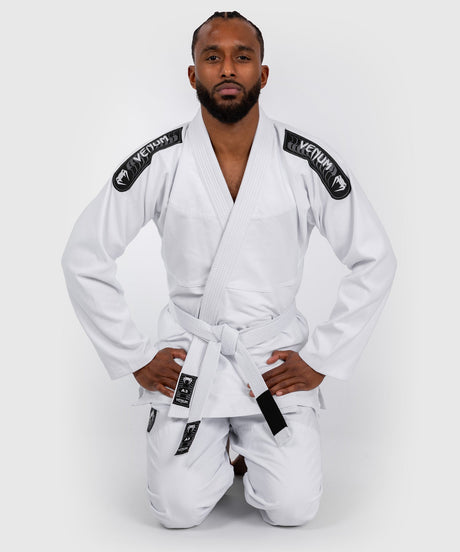 Venum BJJ Gi First - Branco - incl. cinto branco - Kimonos de BJJ