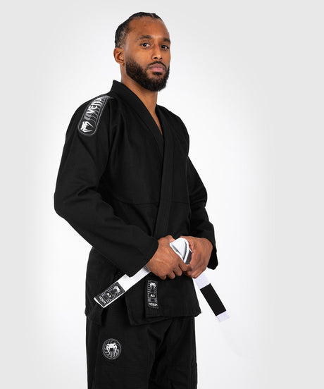 Venum BJJ Gi First - Preto - incl. cinto branco - Kimonos de BJJ