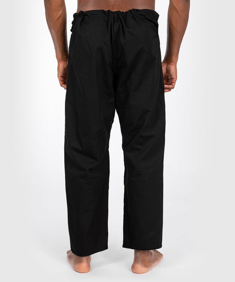 Venum BJJ Gi First - Preto - incl. cinto branco - Kimonos de BJJ